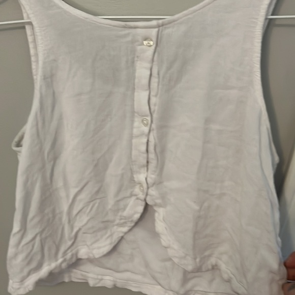 Super cute xhilaration crop top in medium - Picture 5 of 10